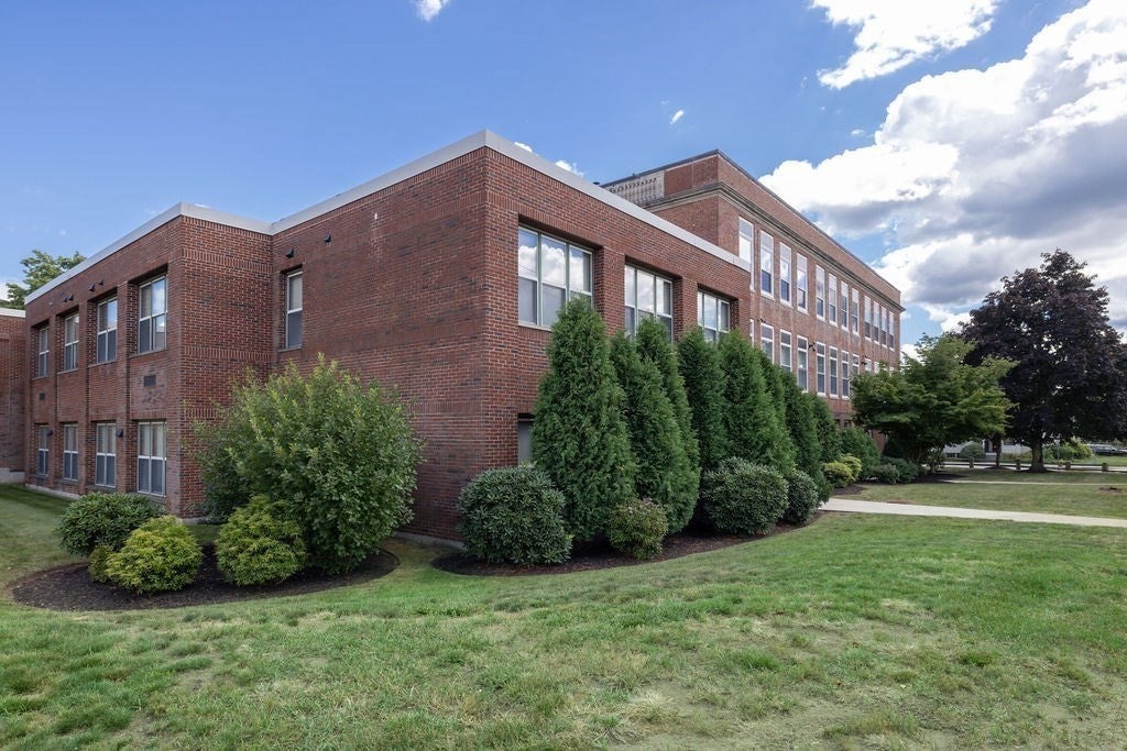 948 Main St #202, Waltham, MA, 948 Main St #202, Waltham, MA Photo #20