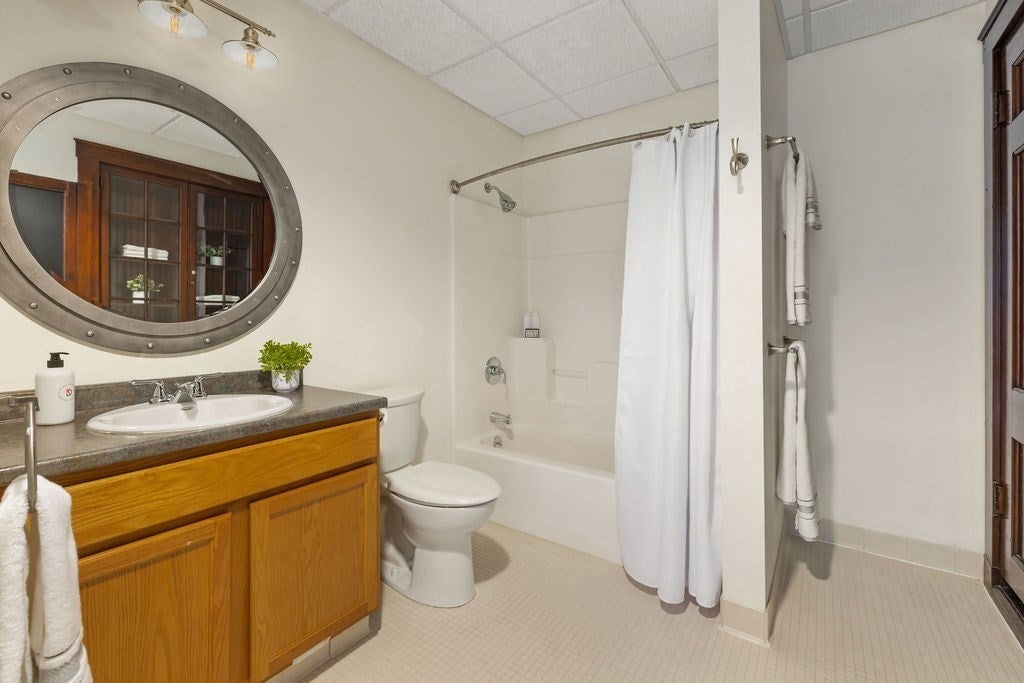 948 Main St #202, Waltham, MA, 948 Main St #202, Waltham, MA Photo #13