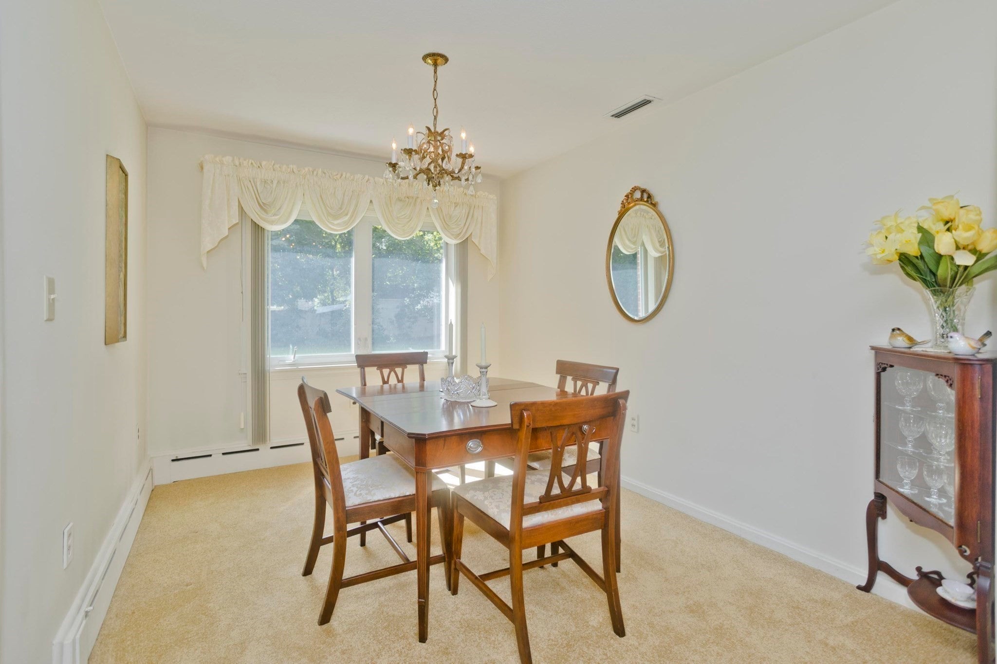 34 Vadnais St, Holyoke, MA Photo #6