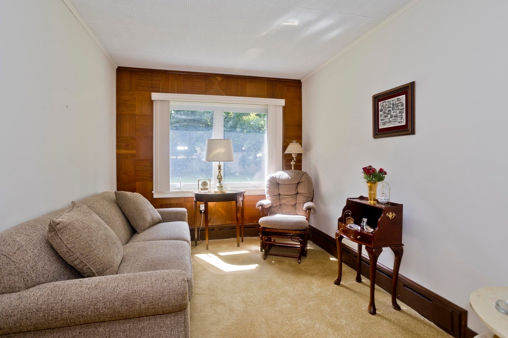 34 Vadnais St, Holyoke, MA Photo #7