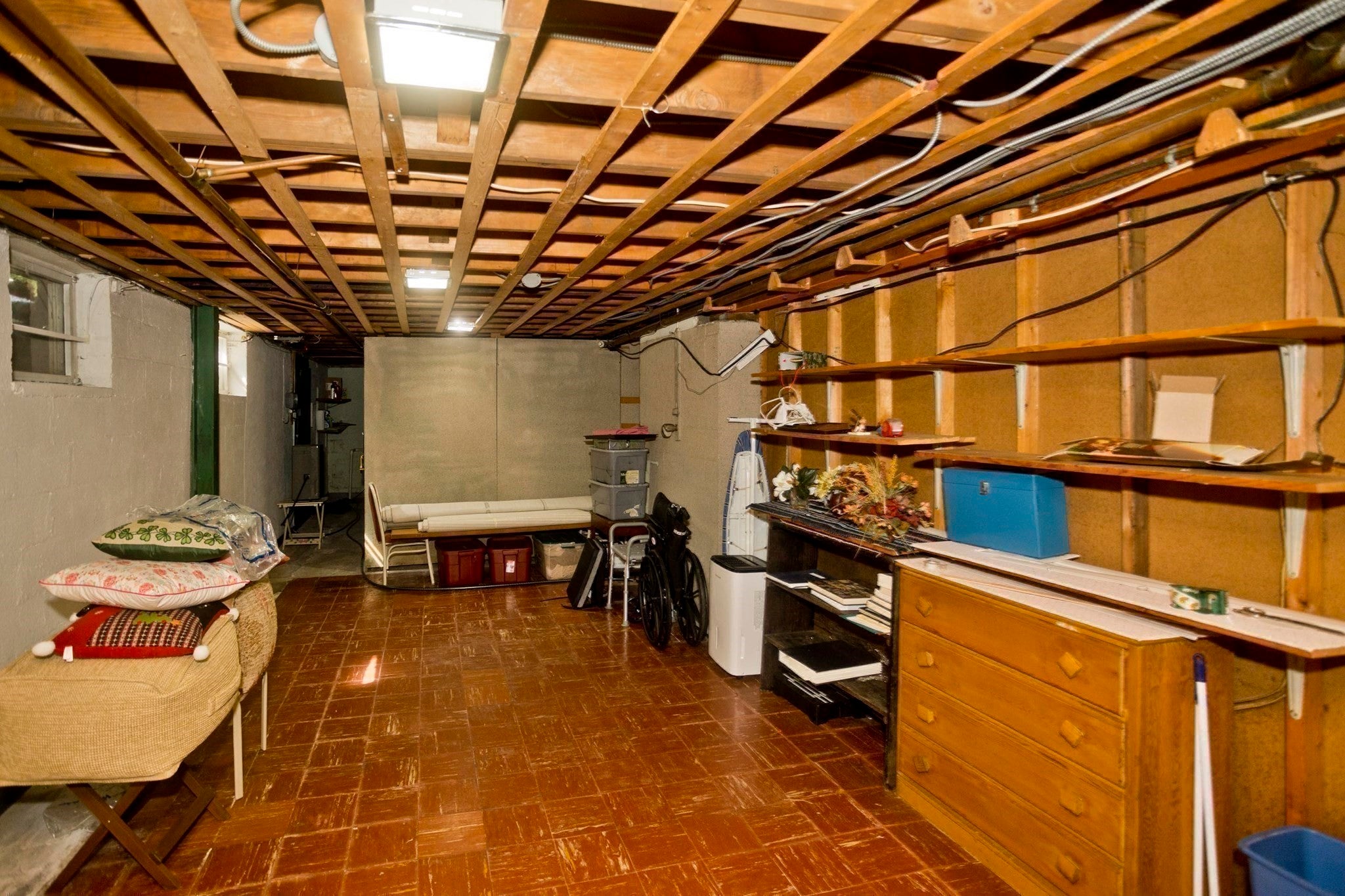 34 Vadnais St, Holyoke, MA Photo #25