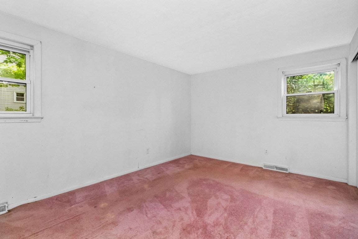 21 Horan Way, Stoughton, MA Photo #8