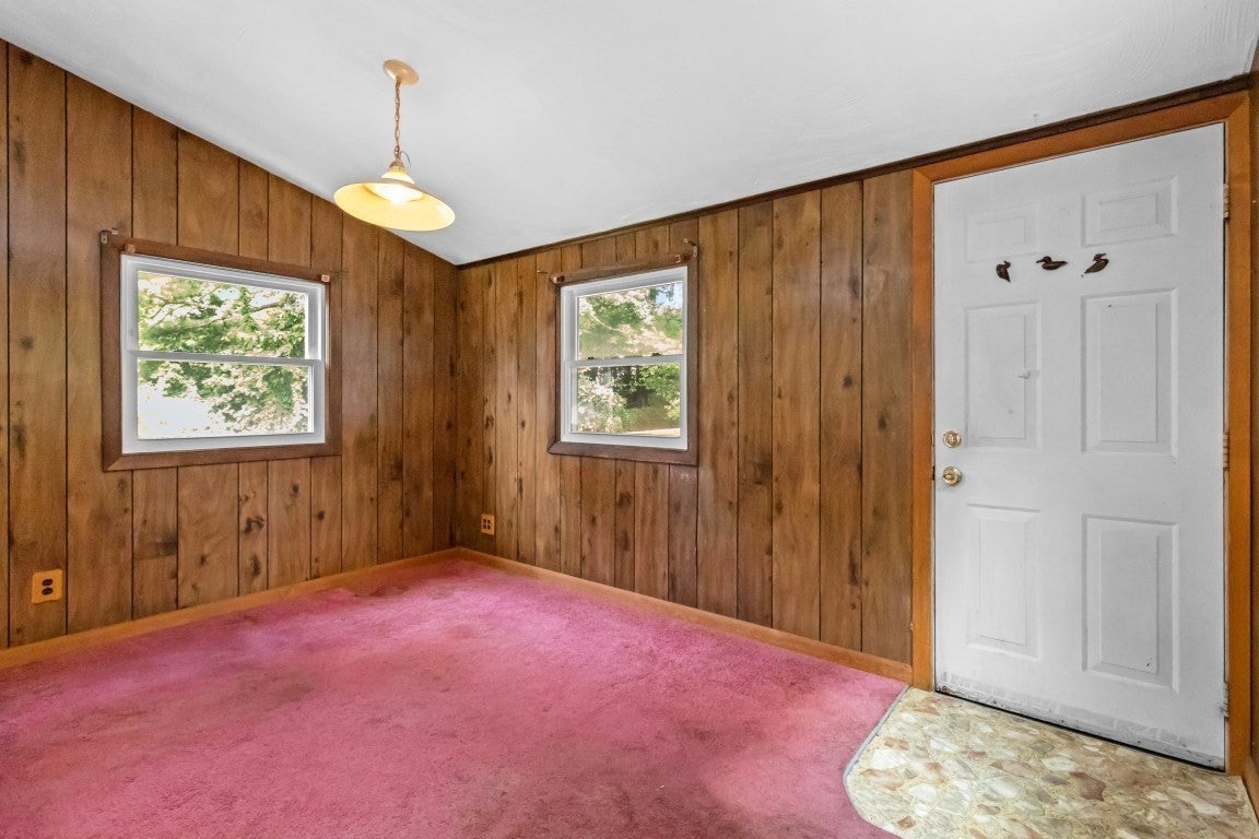 21 Horan Way, Stoughton, MA Photo #6