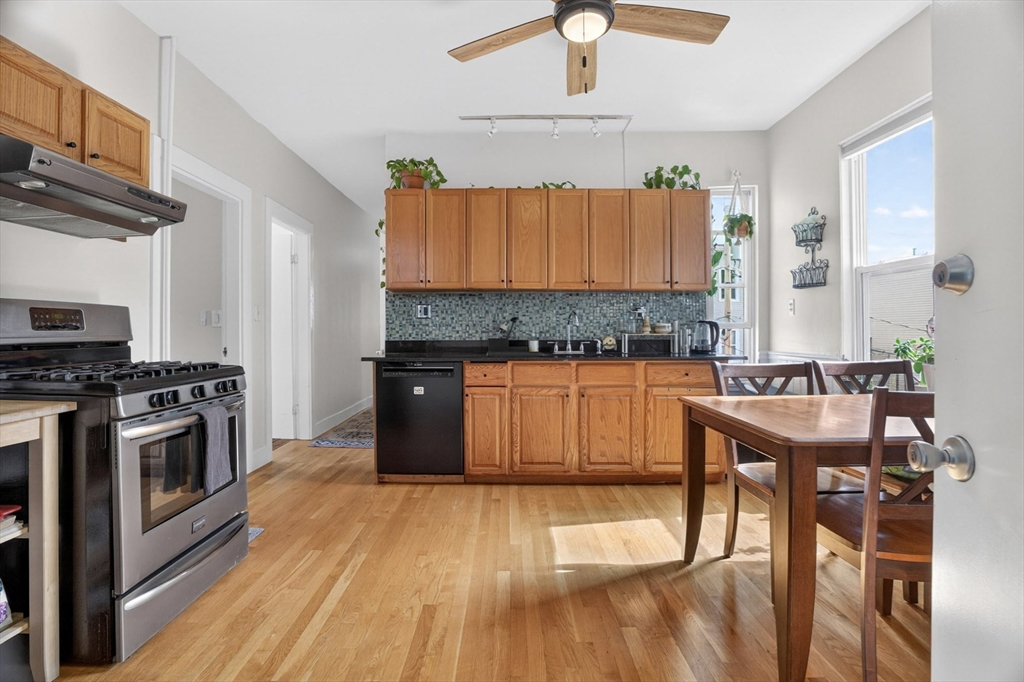 6 Kenney St #2, Boston, MA Photo #6