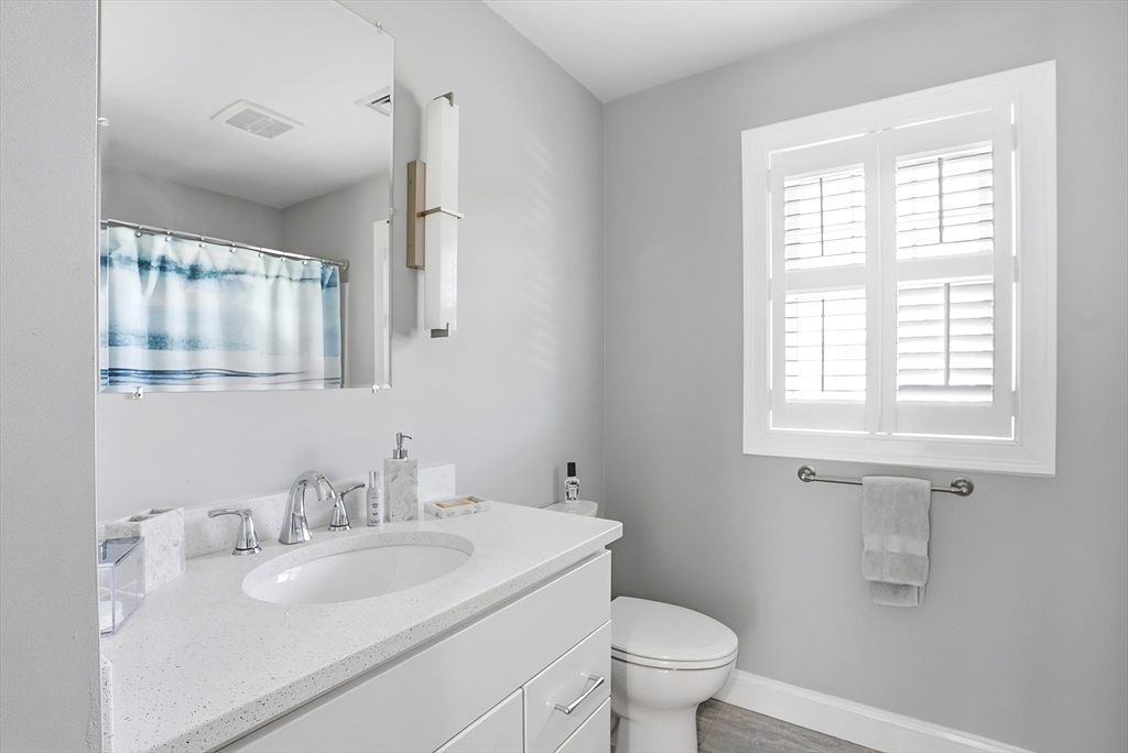 17 Fieldstone Ln, Marion, MA Photo #24