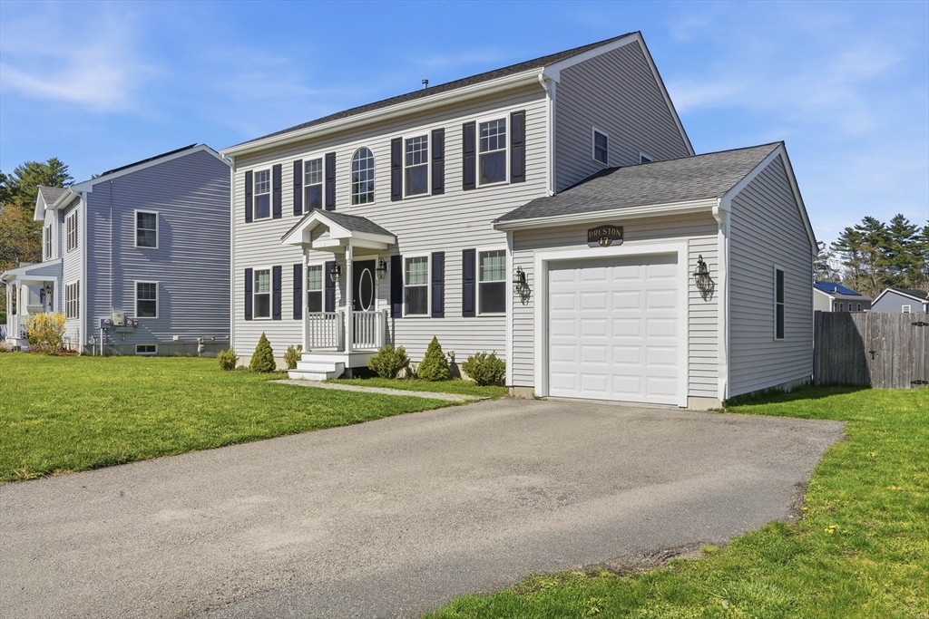 17 Fieldstone Ln