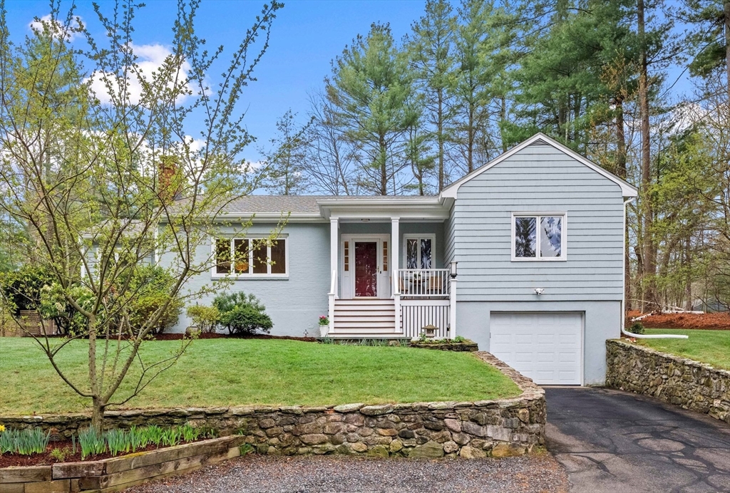 22 Hayward Mill Cir
