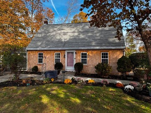 209 Lake Shore Dr Weymouth MA 02189