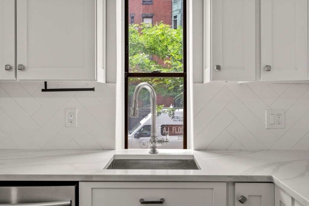 411 Marlborough Street 1