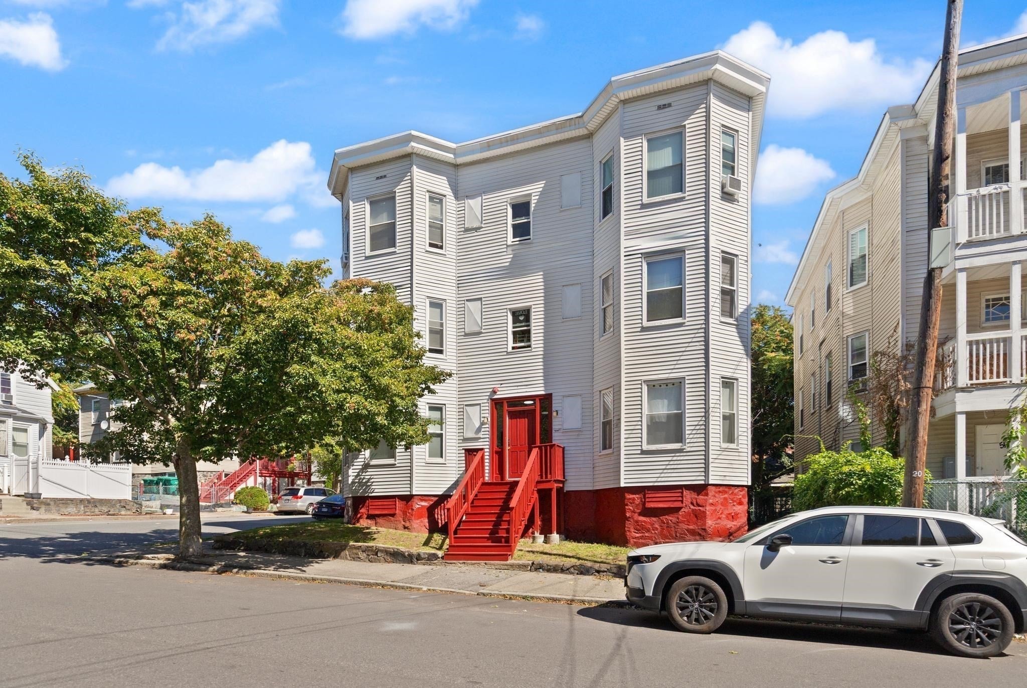 55 Rock Ave