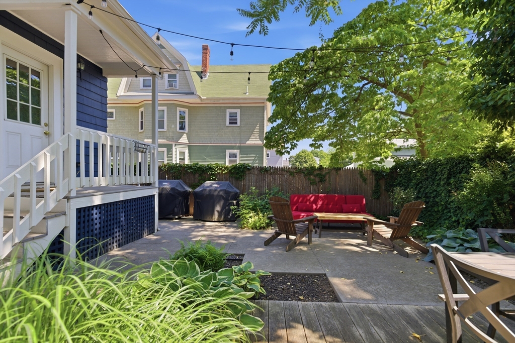 87 Winthrop St 87