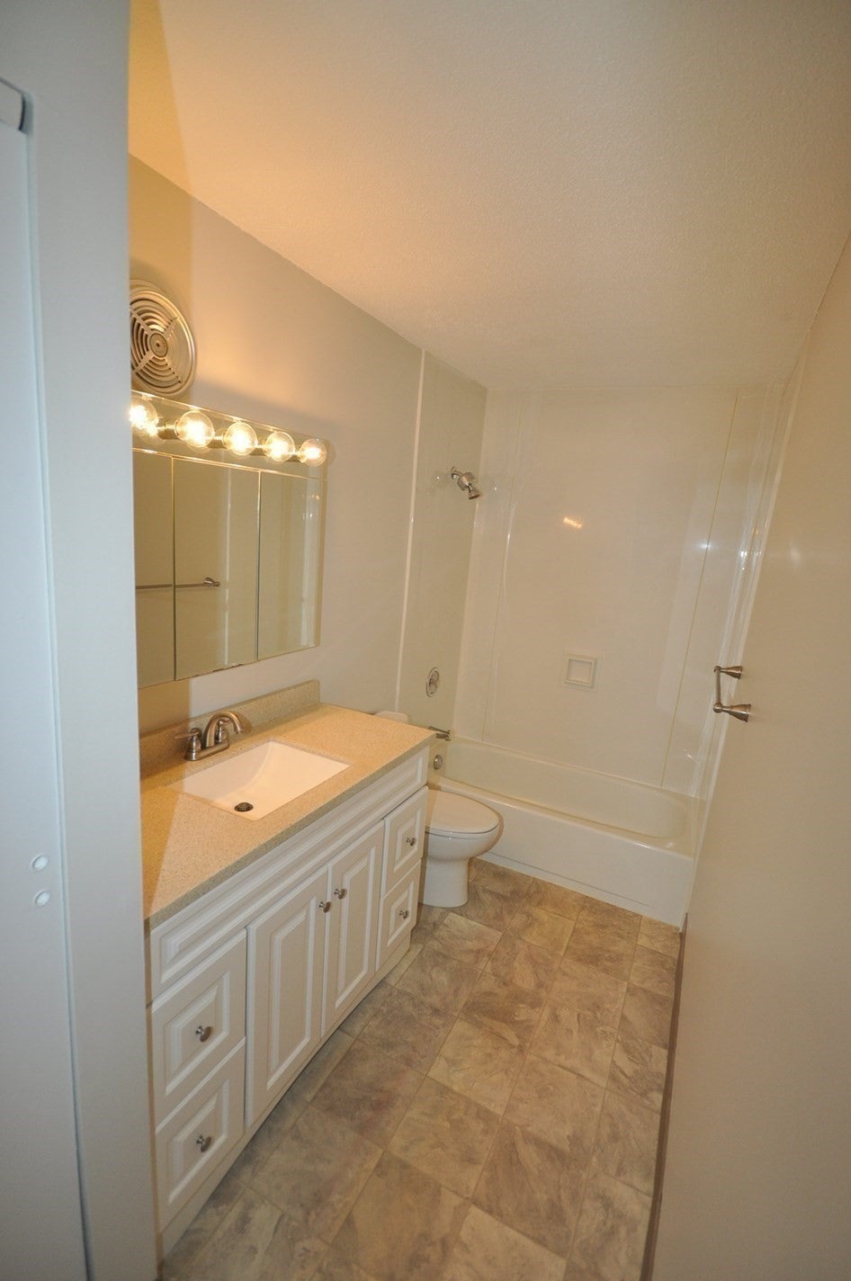 49 Village Brook Lane #6, Natick, MA, 49 Village Brook Lane #6, Natick, MA Photo #15
