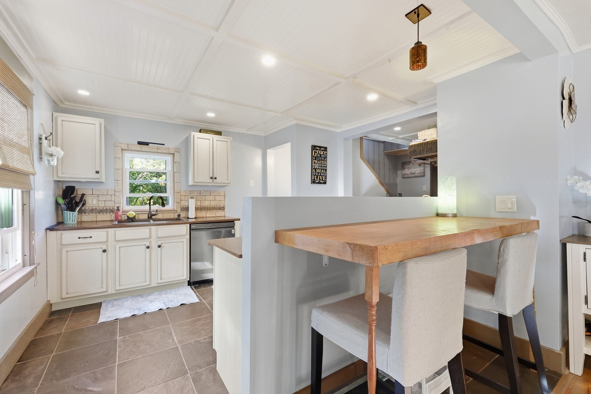 53 James St, Agawam, MA, 53 James St, Agawam, MA Photo #12