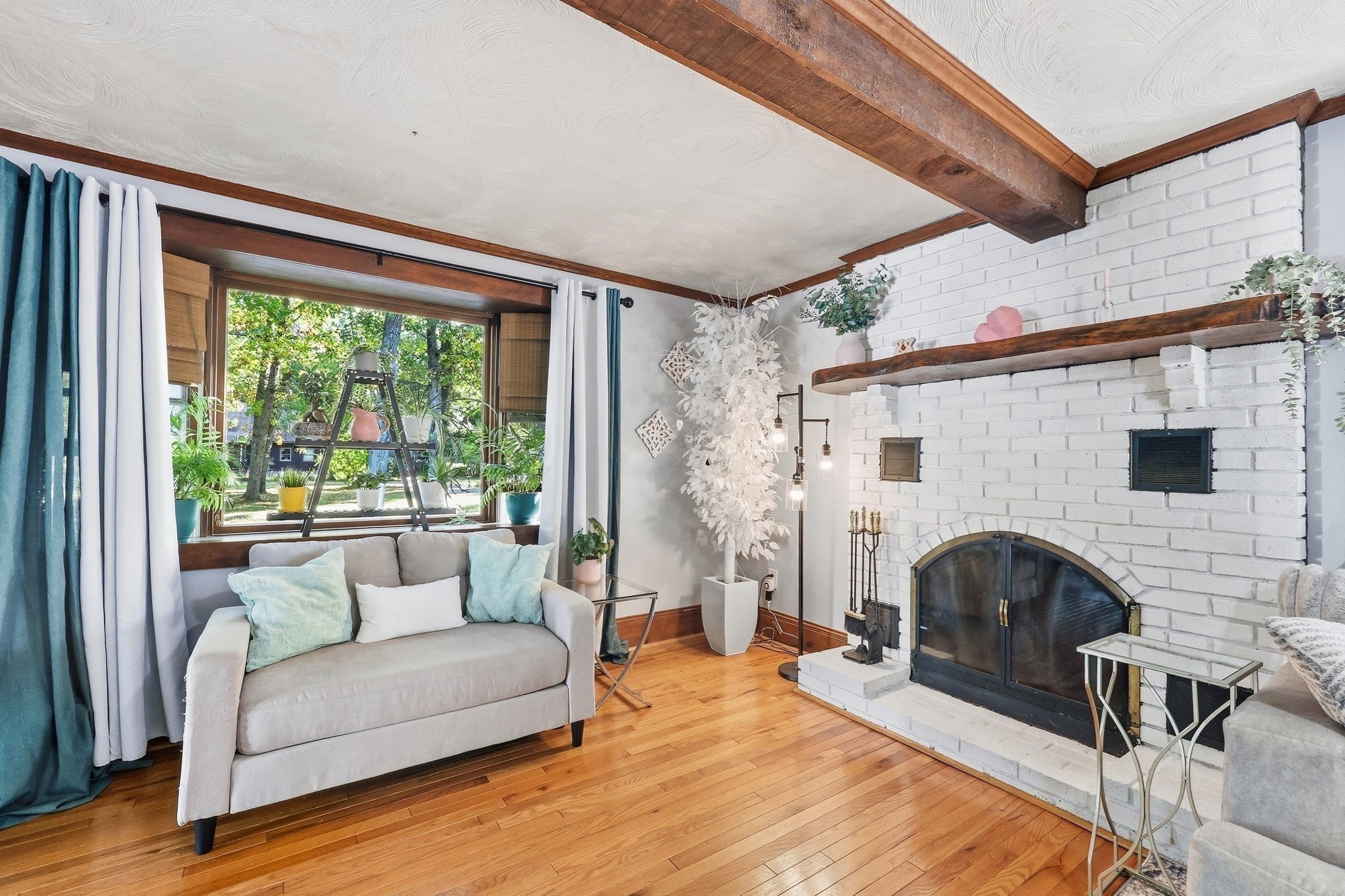 53 James St, Agawam, MA, 53 James St, Agawam, MA Photo #5