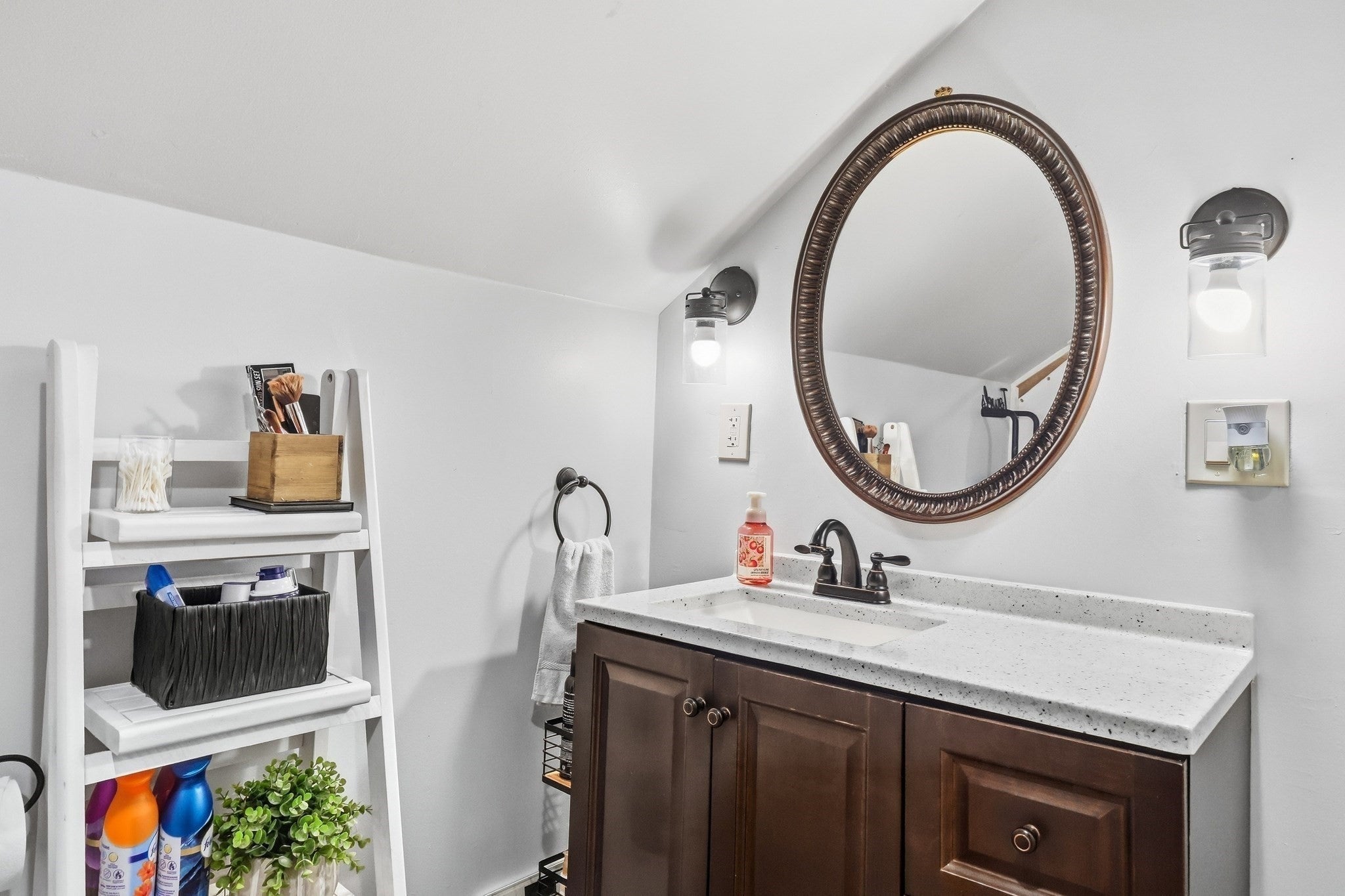 53 James St, Agawam, MA, 53 James St, Agawam, MA Photo #21