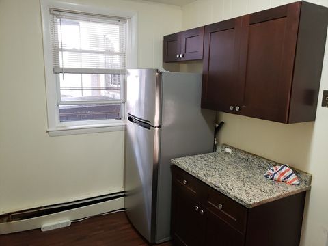 18 Central Ave 1 Chelsea MA 02150