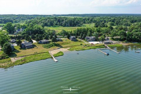 Multi Family in Eastham MA 150 State Highway.jpg