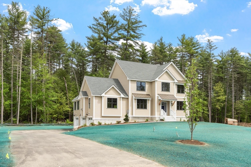 16 Unkety Brook Way