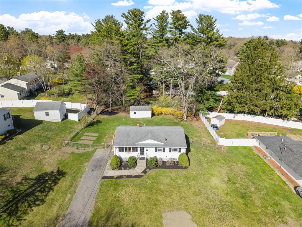 43 Perley Ave,
