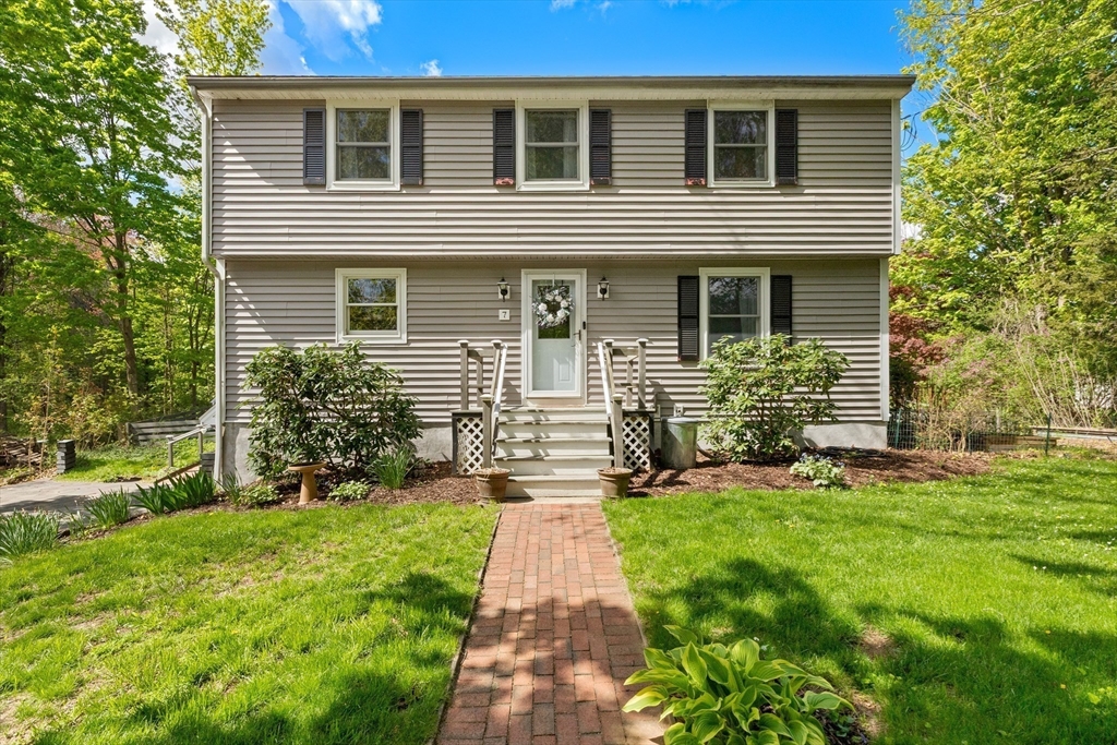 7 Byfield Rd, Groveland, MA Photo #2