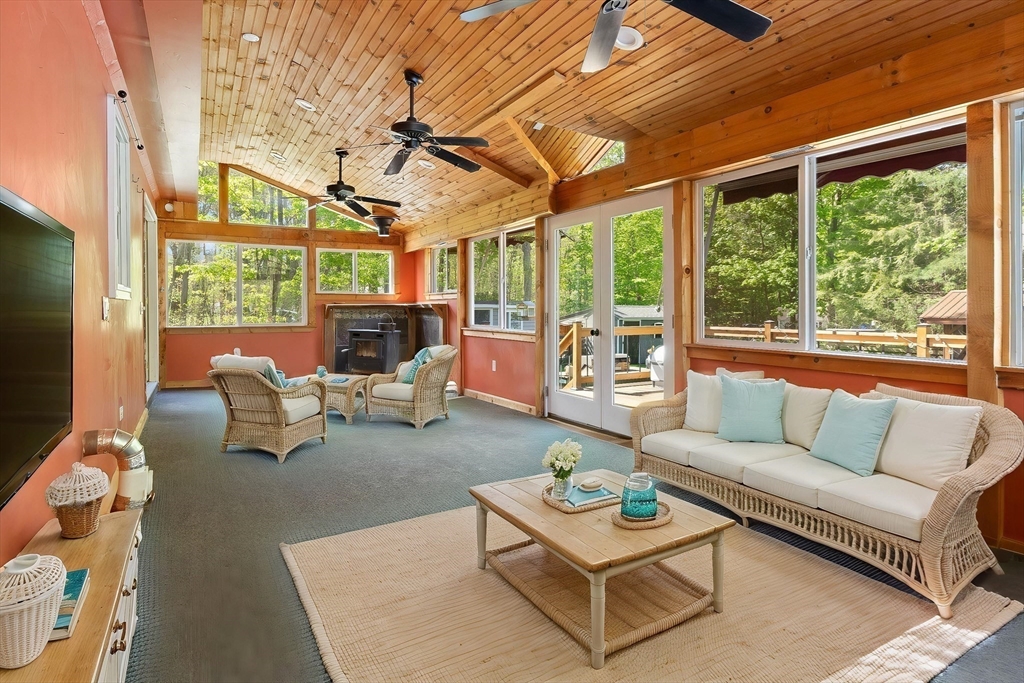 7 Byfield Rd, Groveland, MA Photo #27
