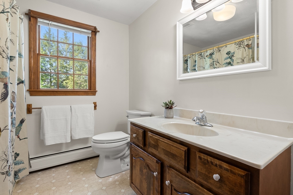 7 Byfield Rd, Groveland, MA Photo #22