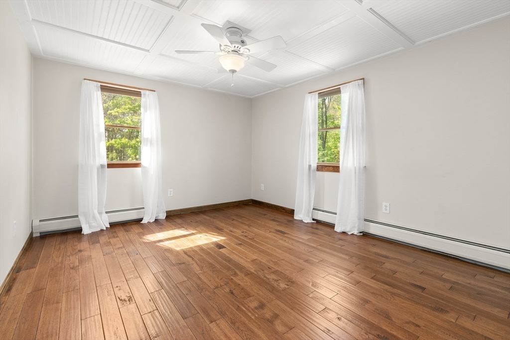 7 Byfield Rd, Groveland, MA Photo #24