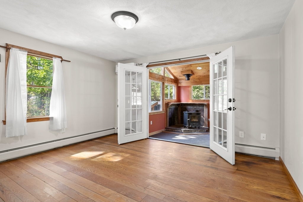 7 Byfield Rd, Groveland, MA Photo #15