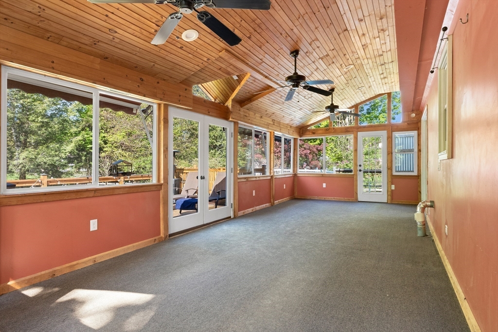 7 Byfield Rd, Groveland, MA Photo #28