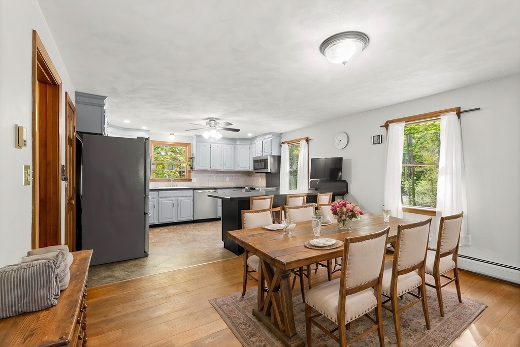 7 Byfield Rd, Groveland, MA Photo #10