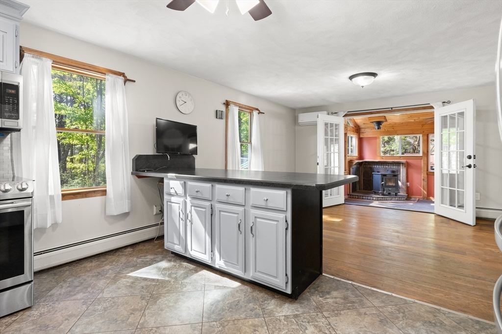 7 Byfield Rd, Groveland, MA Photo #16