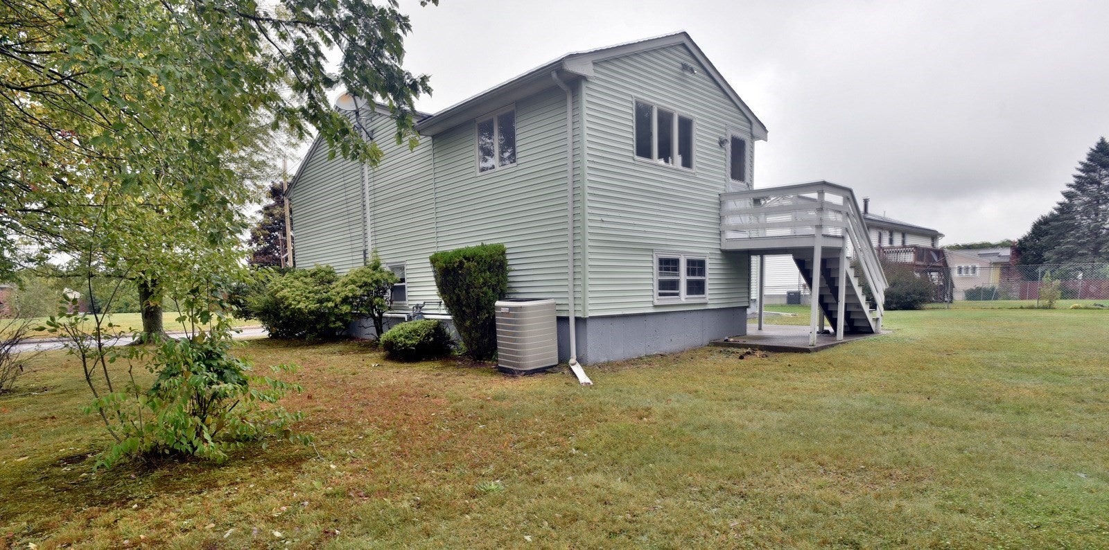 18 Delorenzo Dr, Randolph, MA Photo #7