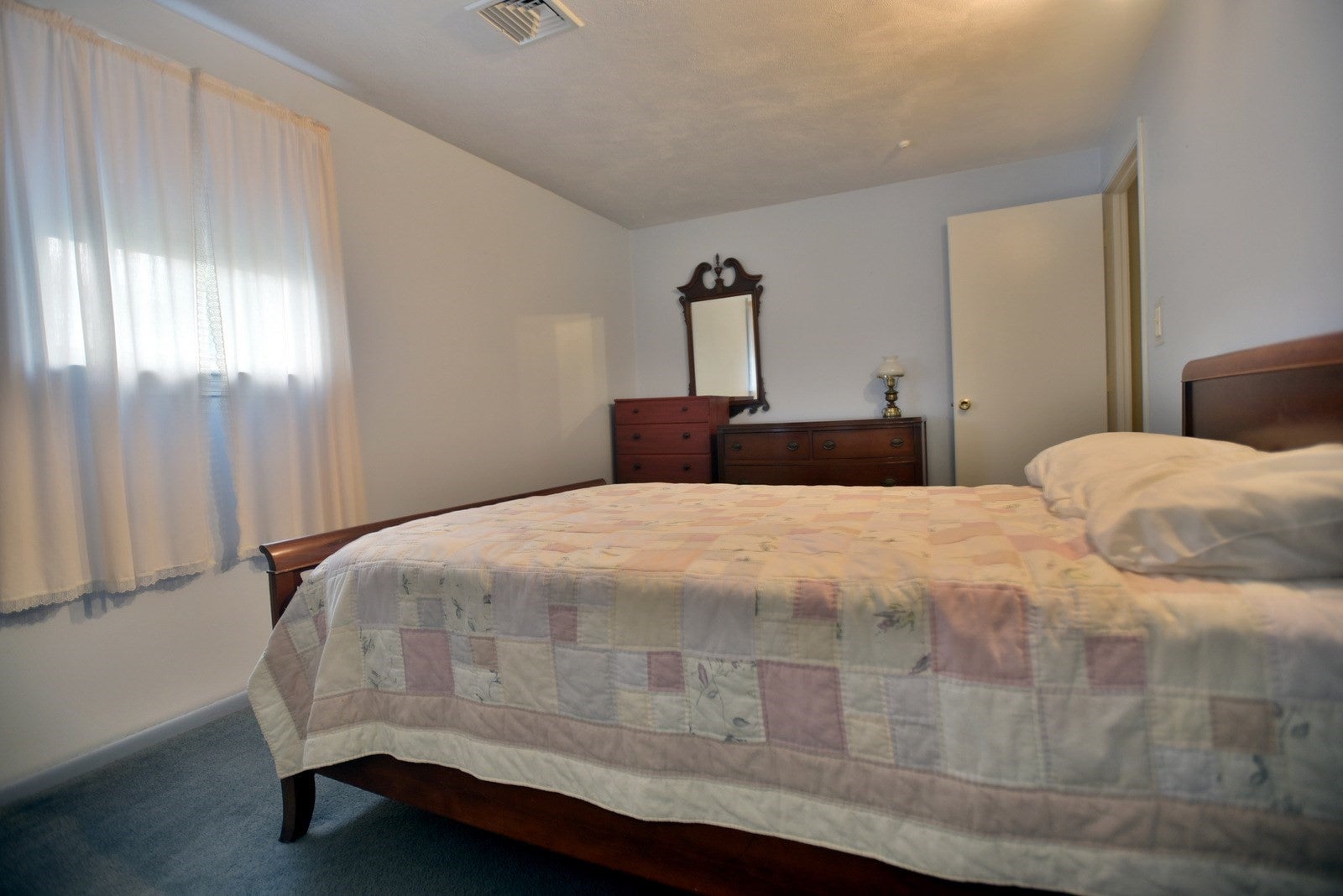 18 Delorenzo Dr, Randolph, MA Photo #23
