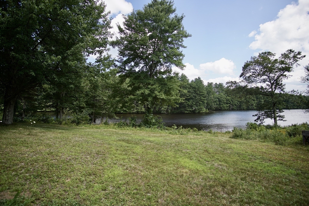 38 N Sullivan Rd