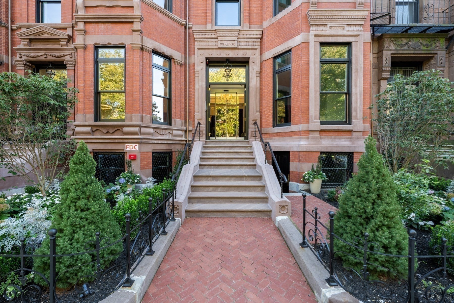 262 Commonwealth Ave #1A, Boston, MA Photo #36