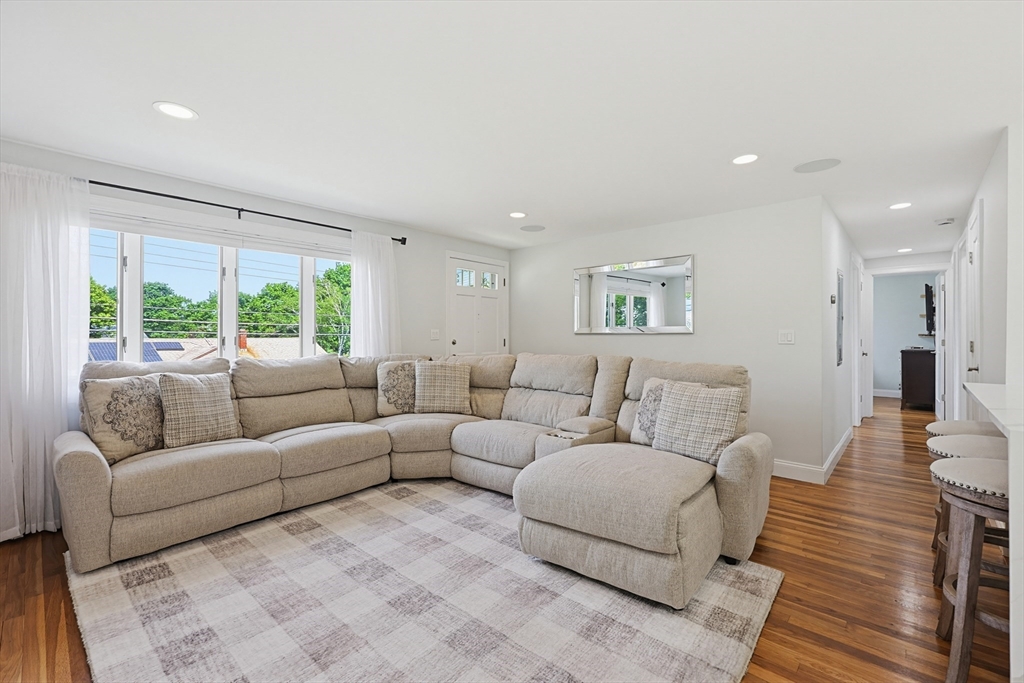46 Robinson Rd