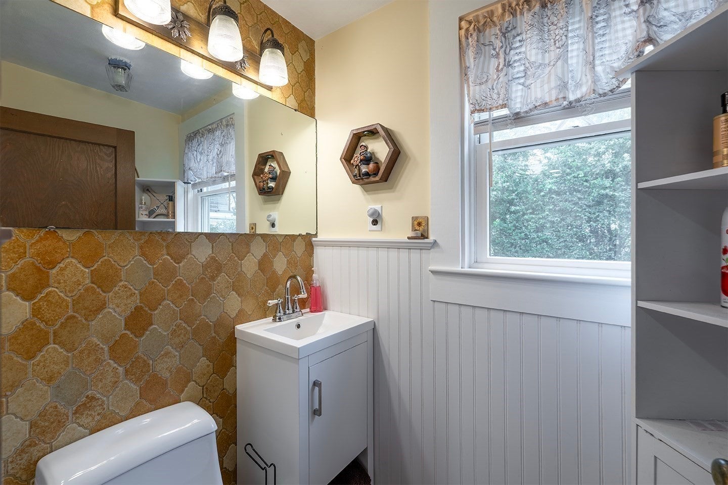 80 Phillips St, Weymouth, MA Photo #13