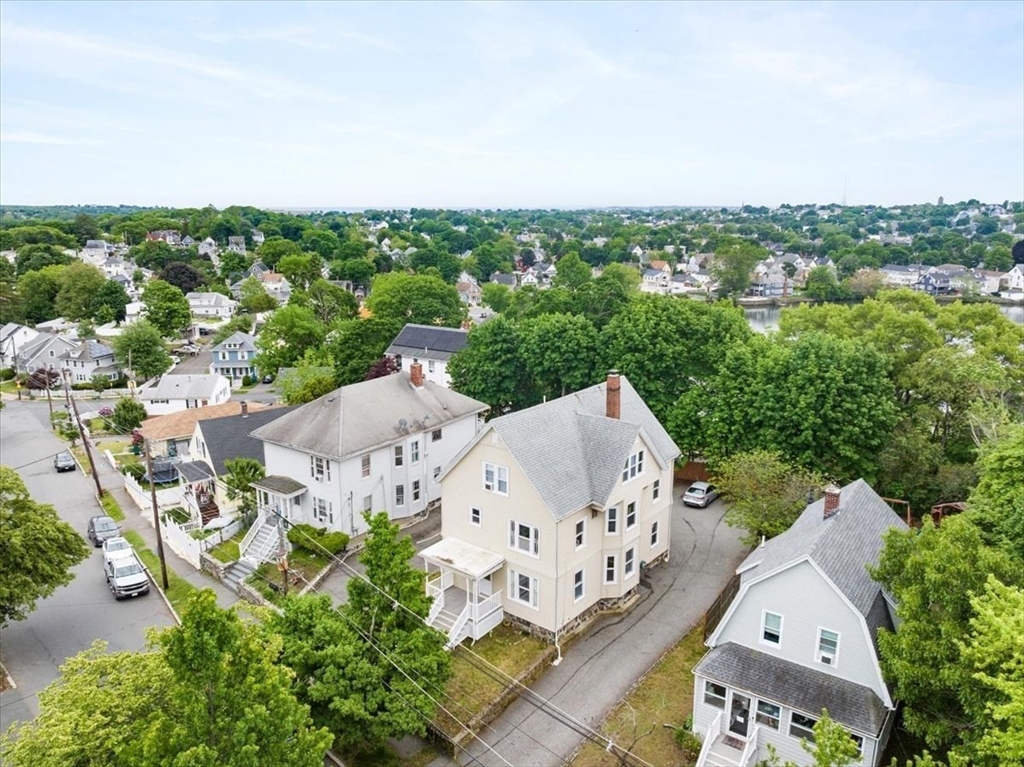 11 Fernwood Ave