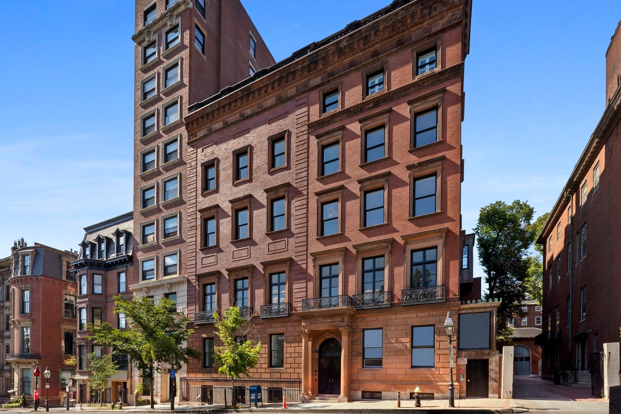 Photo of 46 Beacon Street, Boston, MA