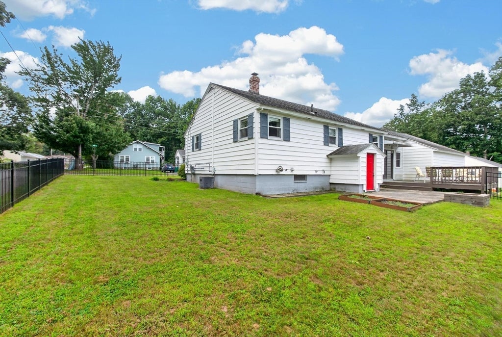 93 York Ave, Fitchburg, MA, 93 York Ave, Fitchburg, MA Photo #17