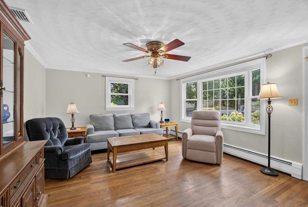 93 York Ave, Fitchburg, MA, 93 York Ave, Fitchburg, MA Photo #8