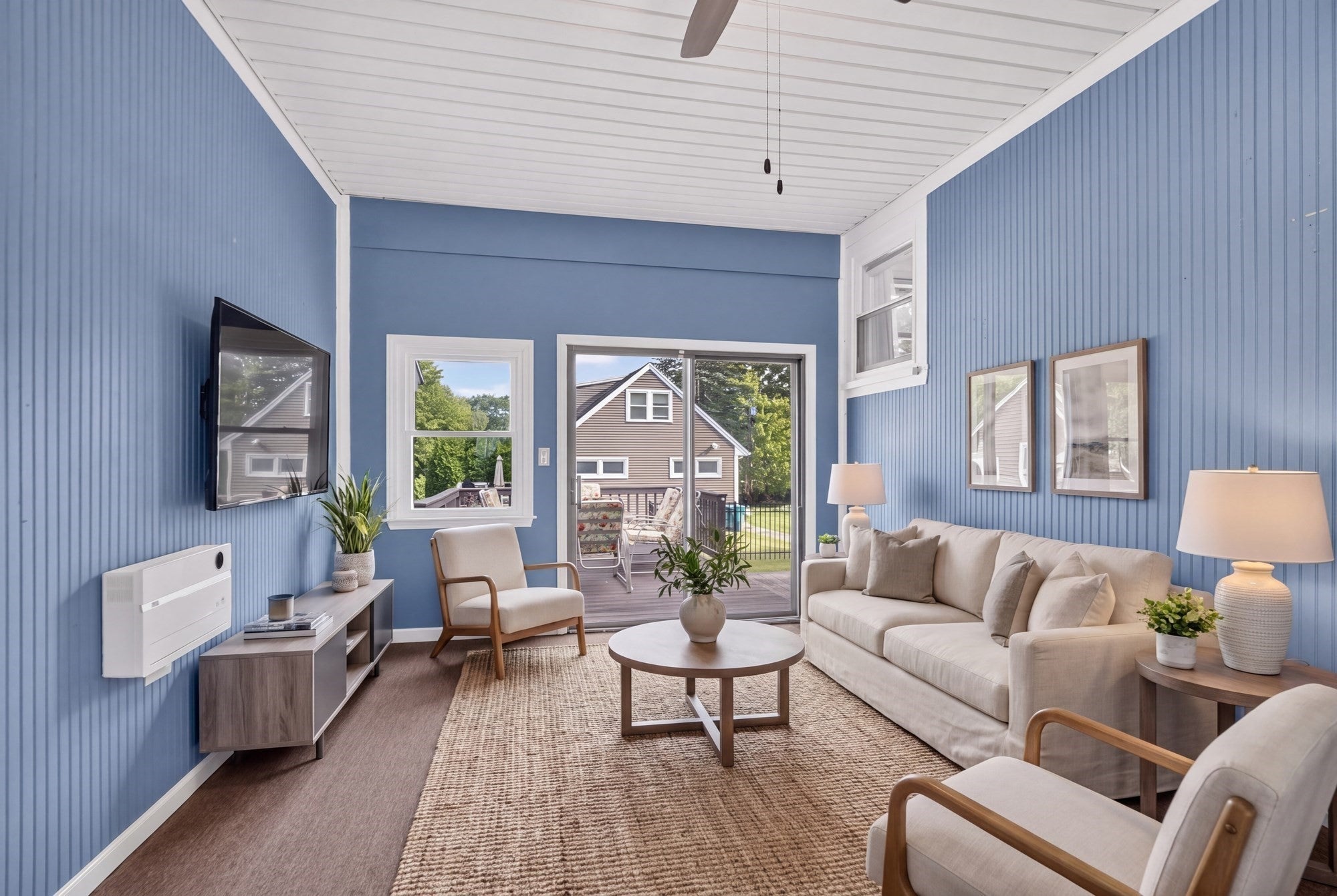 93 York Ave, Fitchburg, MA Photo #4