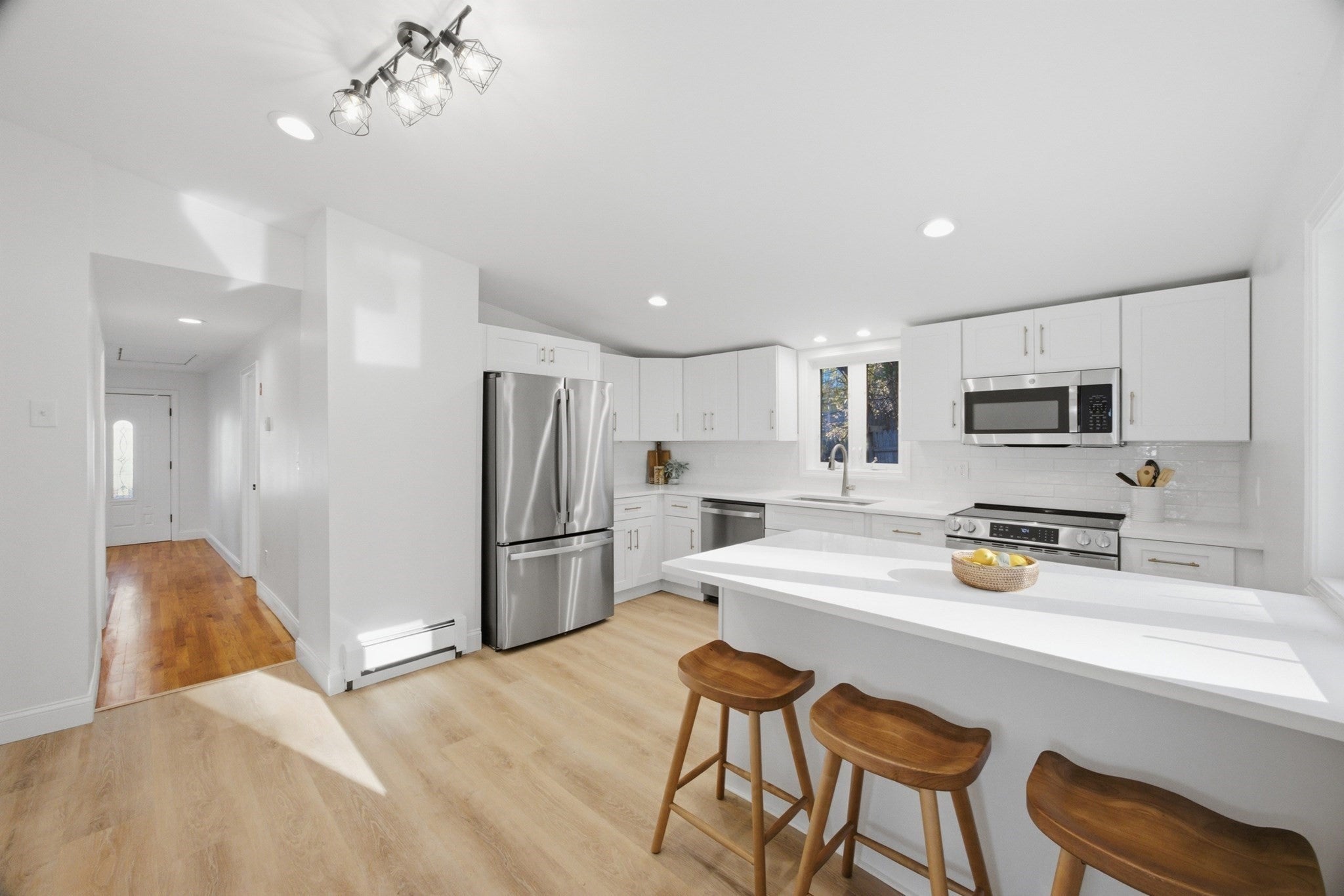 58 Glezen St, Worcester, MA Photo #8