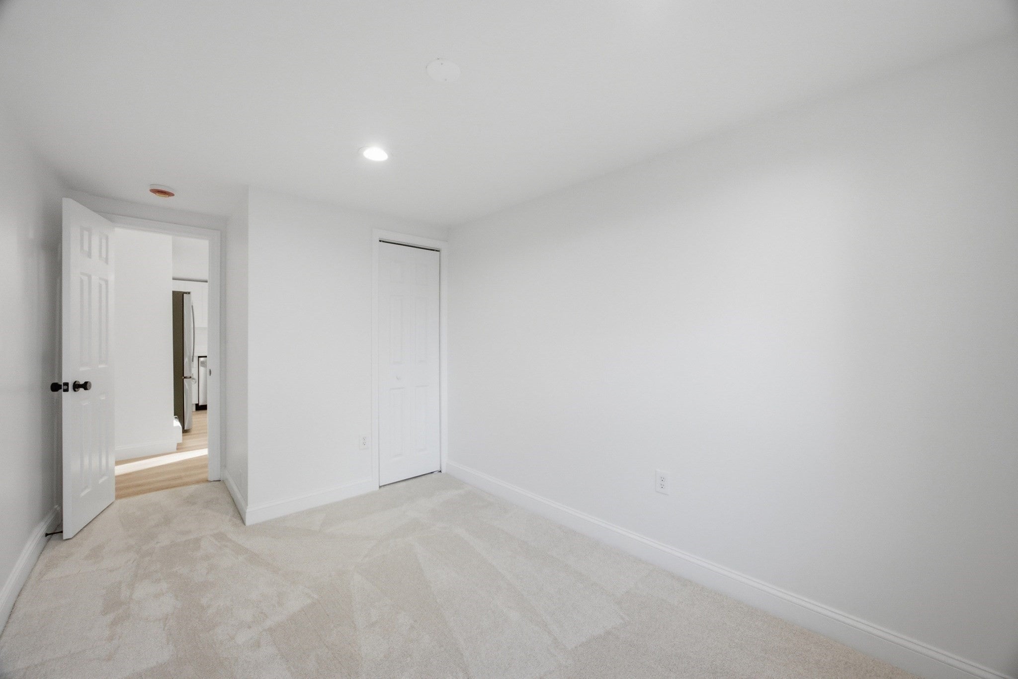58 Glezen St, Worcester, MA Photo #18