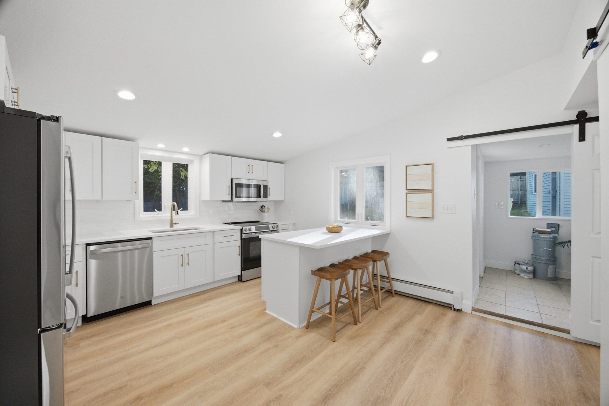 58 Glezen St, Worcester, MA Photo #7