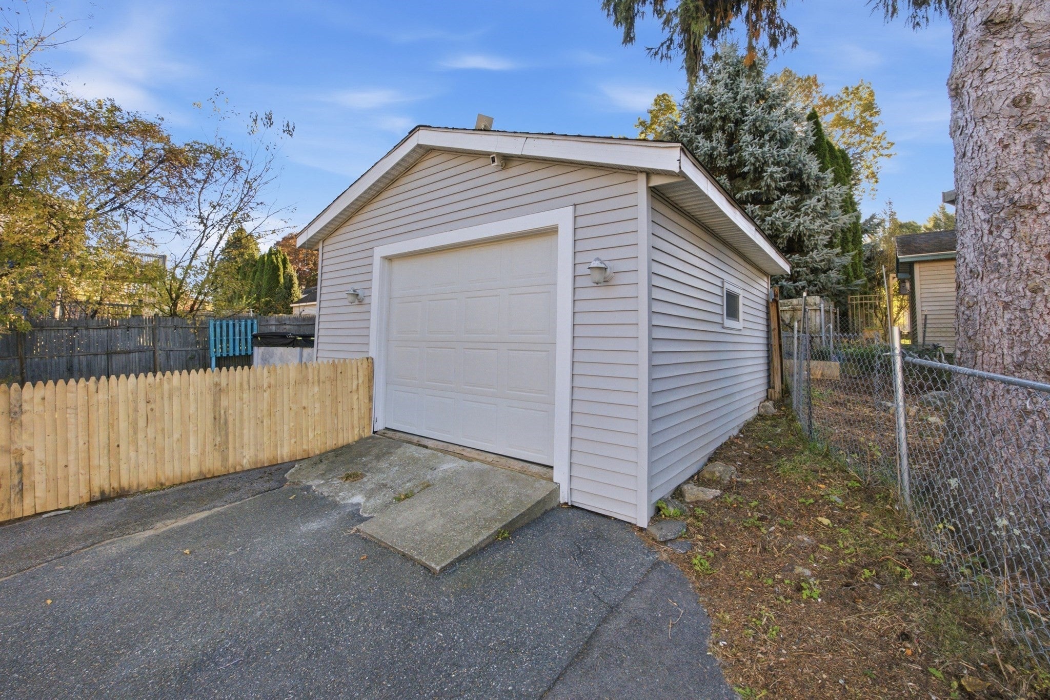 58 Glezen St, Worcester, MA Photo #27