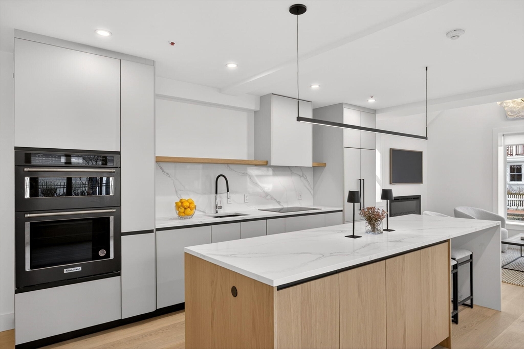 167 Commercial Street Unit 1