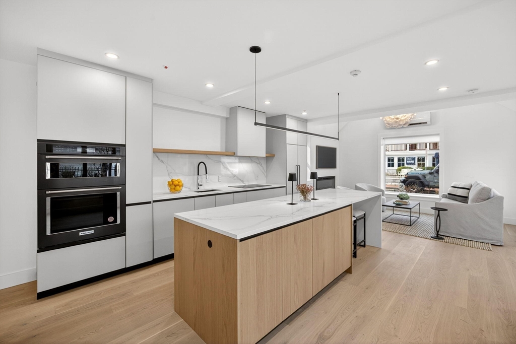 167 Commercial Street Unit 1