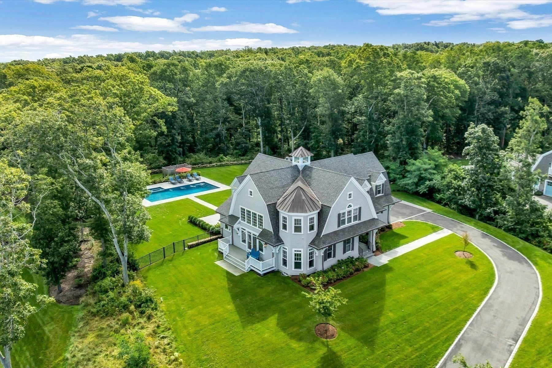 9 Rock Hill Rd