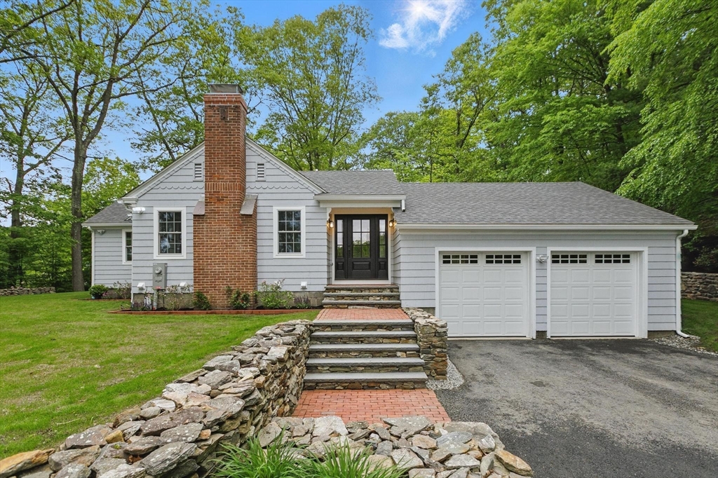 315 Maple Ave